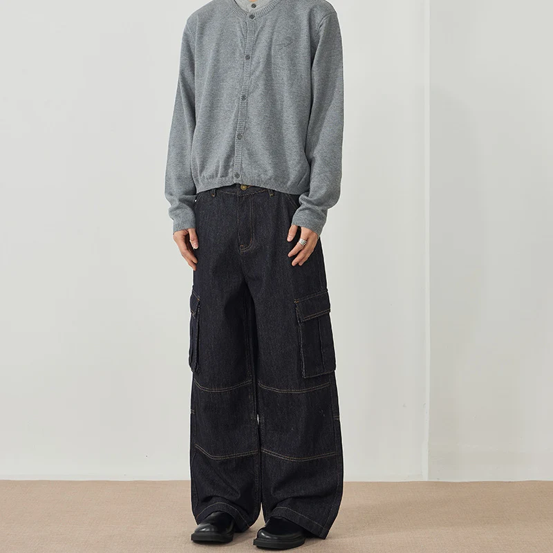 Herren Weite Denim-Cargo-Palazzohose mit Paneelnähten, Klappentaschen und rohem Finish Nord Taschen