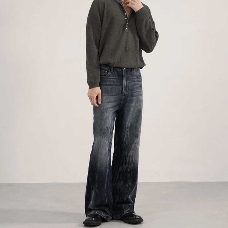 Herren Weit geschnittene Flared-Denim-Jeans mit intensiver Vintage-Waschung Nord Taschen
