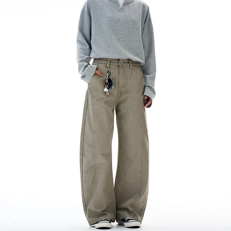 Damen weite Cargo-Hose mit hoher Taille und markanten Nahtdetails Nord Taschen