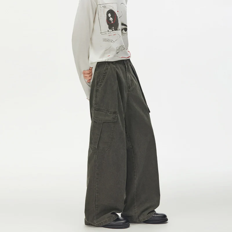 Damen Weit geschnittene Cargo-Palazzohose aus gebürstetem Baumwoll-Twill mit tiefem Schritt und aufgesetzten Klappentaschen Nord Taschen