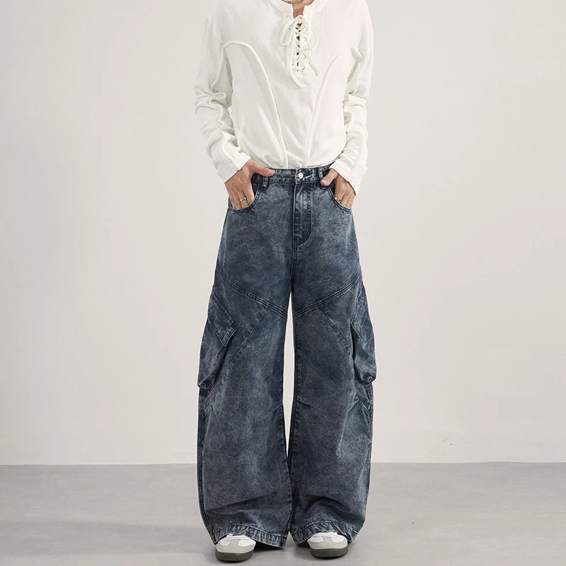 Damen Extraweite Cargo-Denim-Palazzohose mit diagonalem Nahtdesign und großen Klappentaschen Nord Taschen