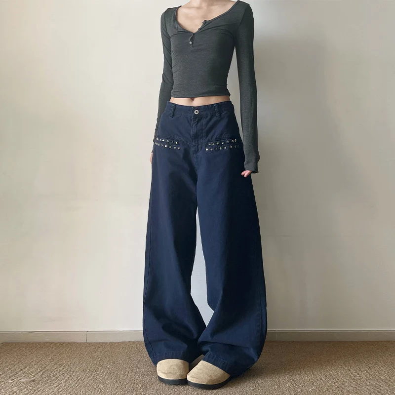 Damen Extraweite Baggy-Hose mit Nietverzierung und Utility-Details Nord Taschen