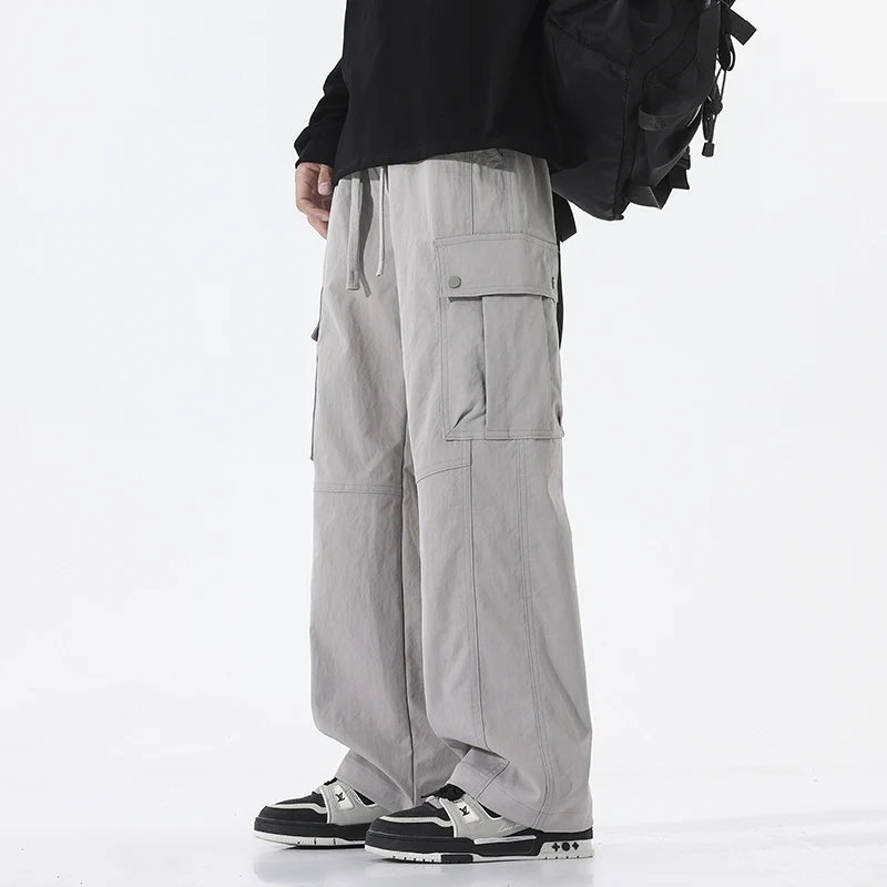 Herren Oversize-Cargohose im Utility-Stil mit Tunnelzugbund und großen Klappentaschen Nord Taschen