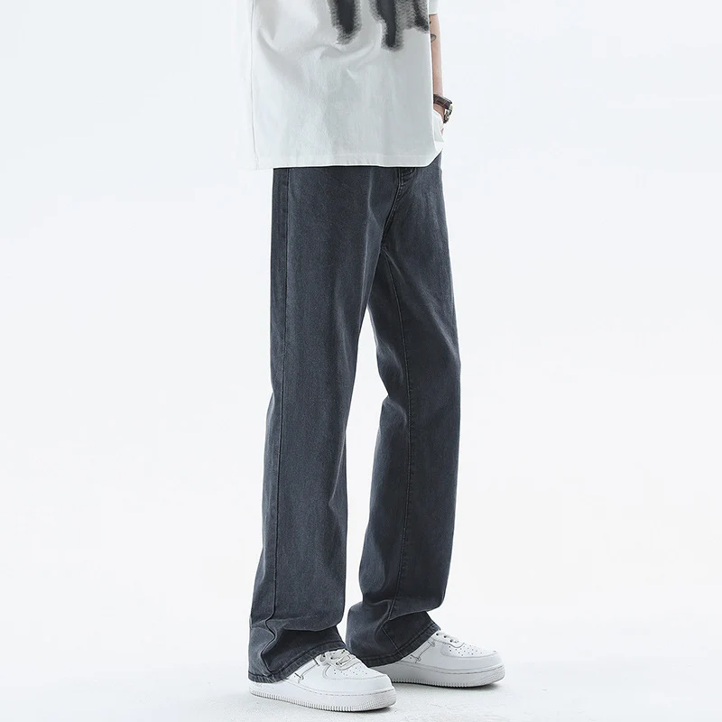 Herren Flared-Denimhose mit mittelhoher Taille und leichtem Schlag Nord Taschen