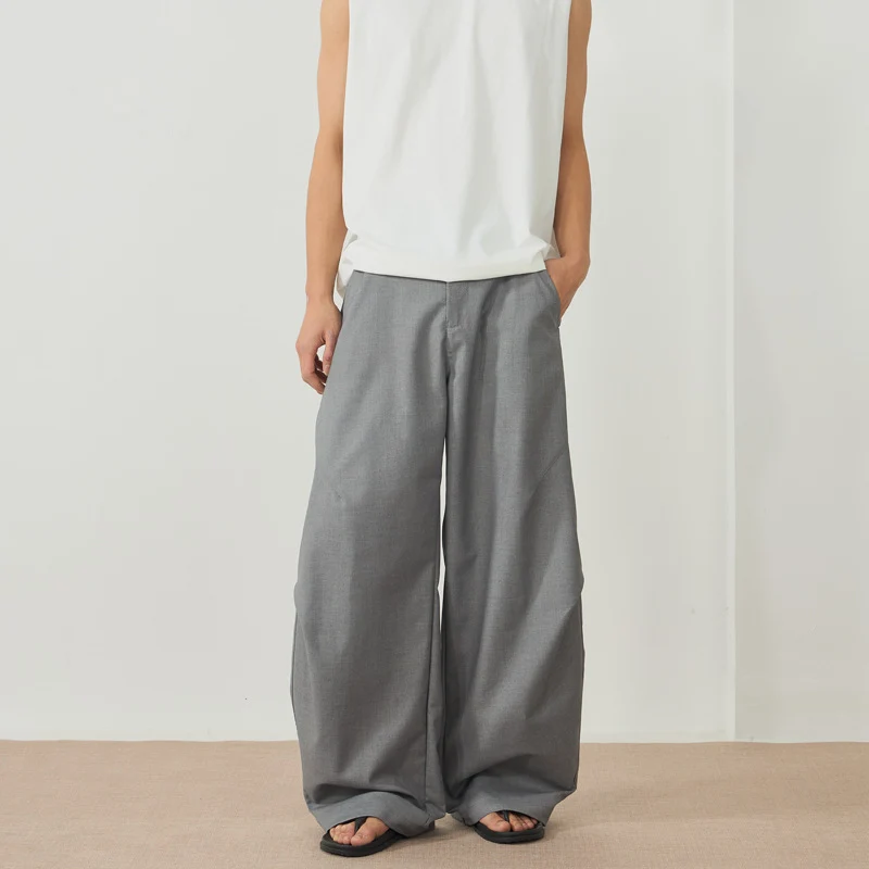 Herren Bodentiefe Oversize-Twillhose mit extra weitem Bein und cleanem Minimaldesign Nord Taschen