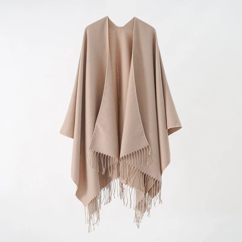 Damen Modischer Fransen-Poncho Aus Weichem Material mit Luxuriösem Fall