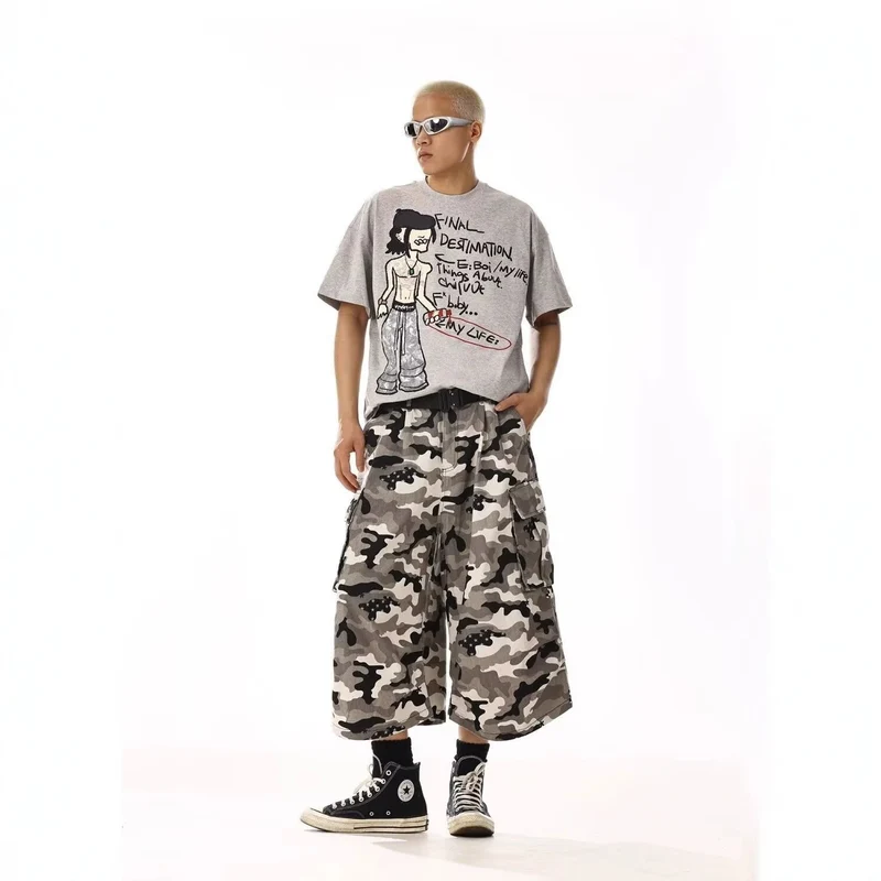 Herren Cargo-Shorts mit weitem Schnitt und Camouflage-Muster Nord Taschen