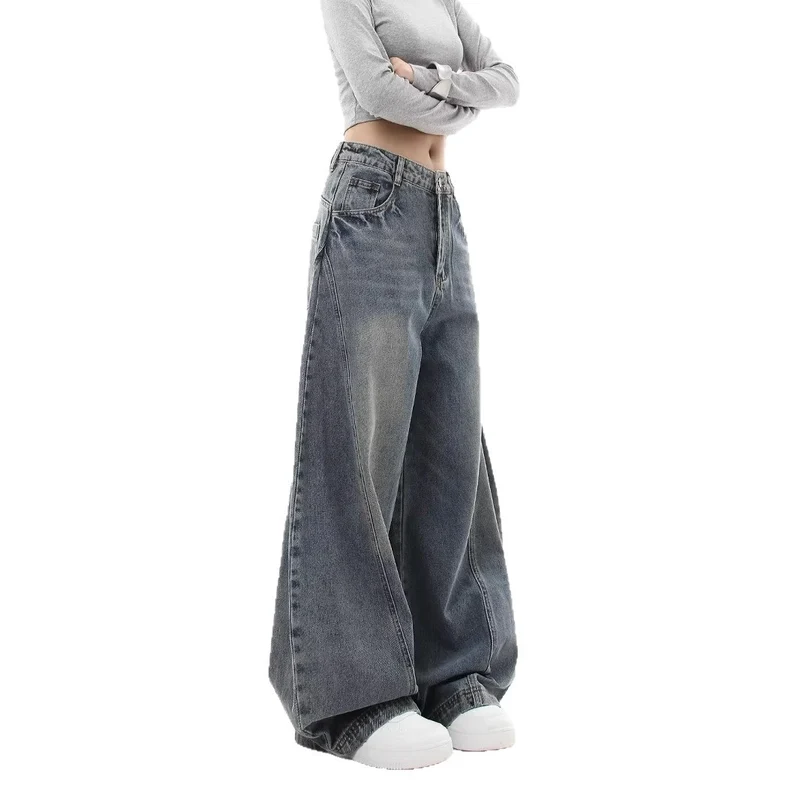 Damen Weitgeschnittene Mom-Jeans Nord Taschen