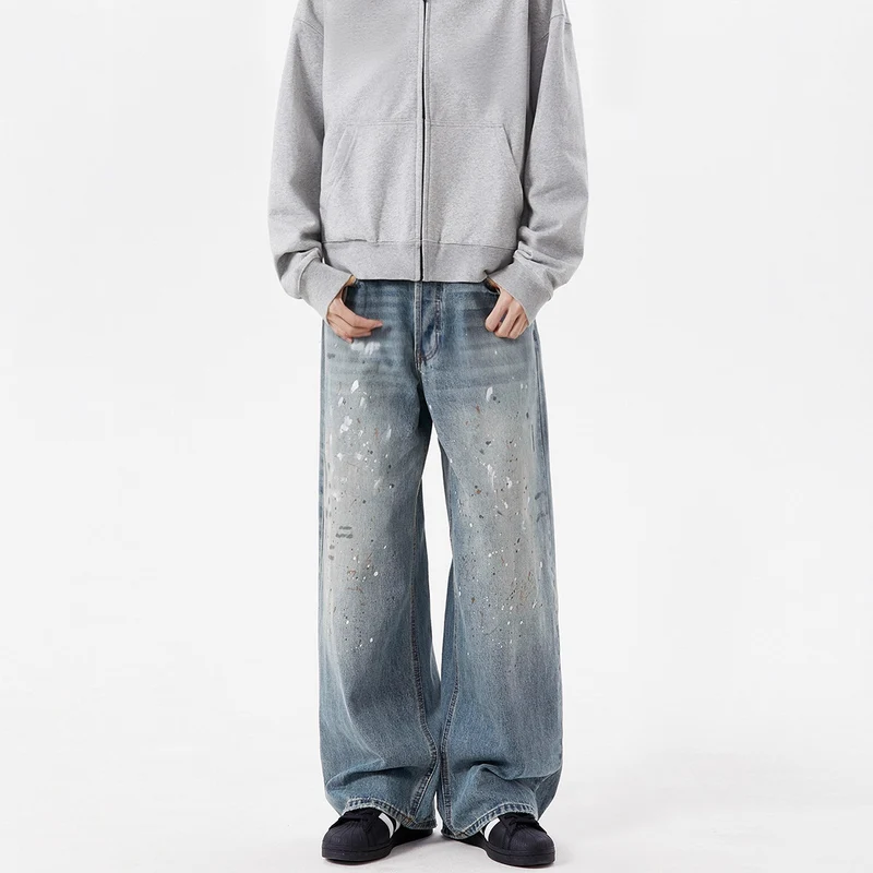 Damen Weitgeschnittene Jeans mit einzigartigen Zerstörungsdetails Nord Taschen