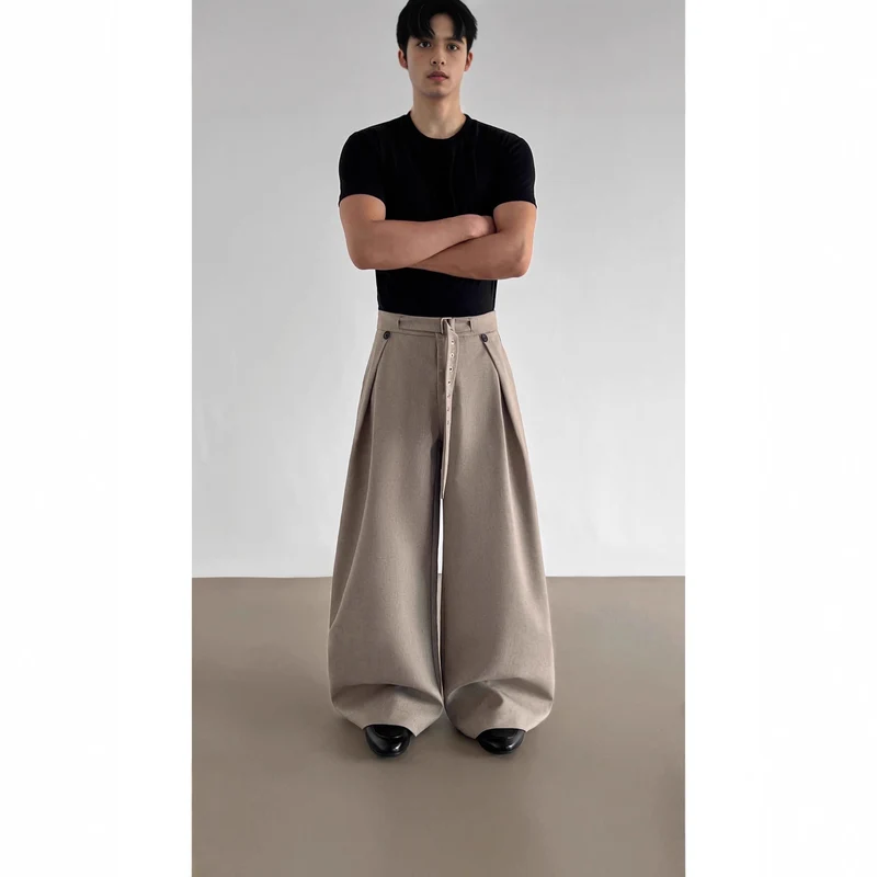 Damen Weitgeschnittene Hochtaillierte Stoffhose Nord Taschen