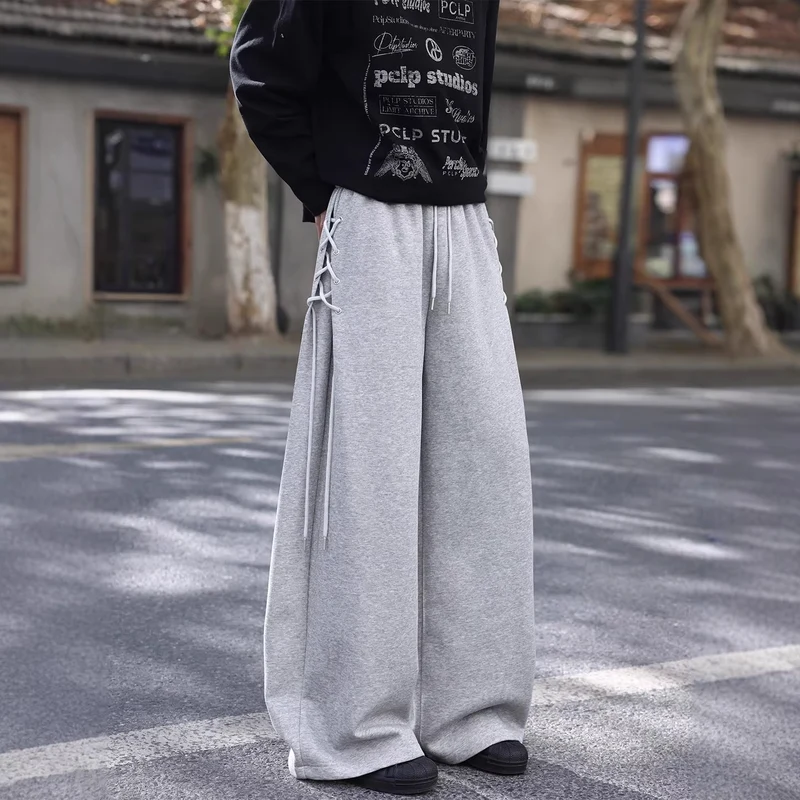Damen Weitgeschnittene Freizeithose mit Schnürdetails Nord Taschen