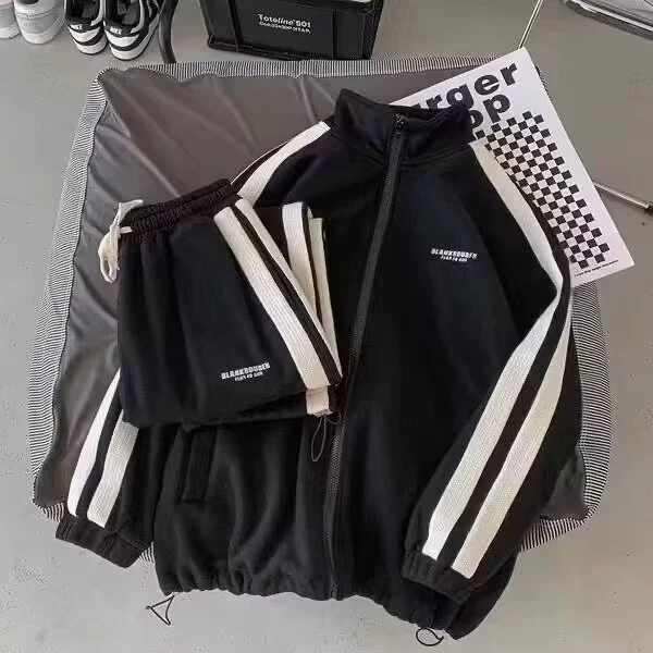 Damen Sportliches Sweat-Anzug Nord Taschen