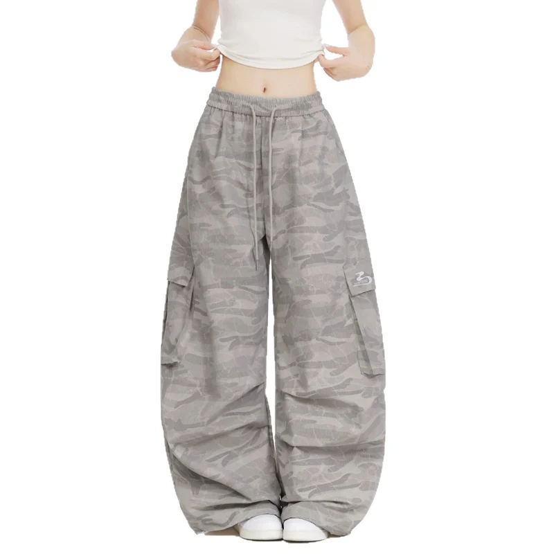 Damen Lässige Cargo-Hose im Camouflage-Design Nord Taschen