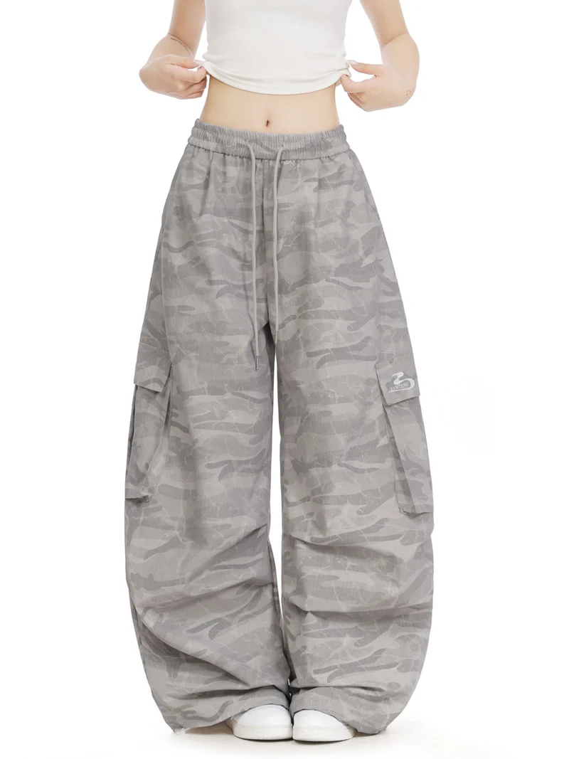 Damen Lässige Cargo-Hose im Camouflage-Design Nord Taschen