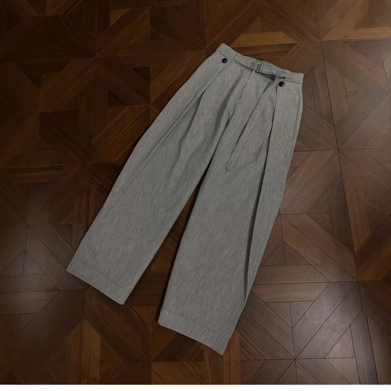 Damen Elegante und bequeme weite Stoffhose Nord Taschen