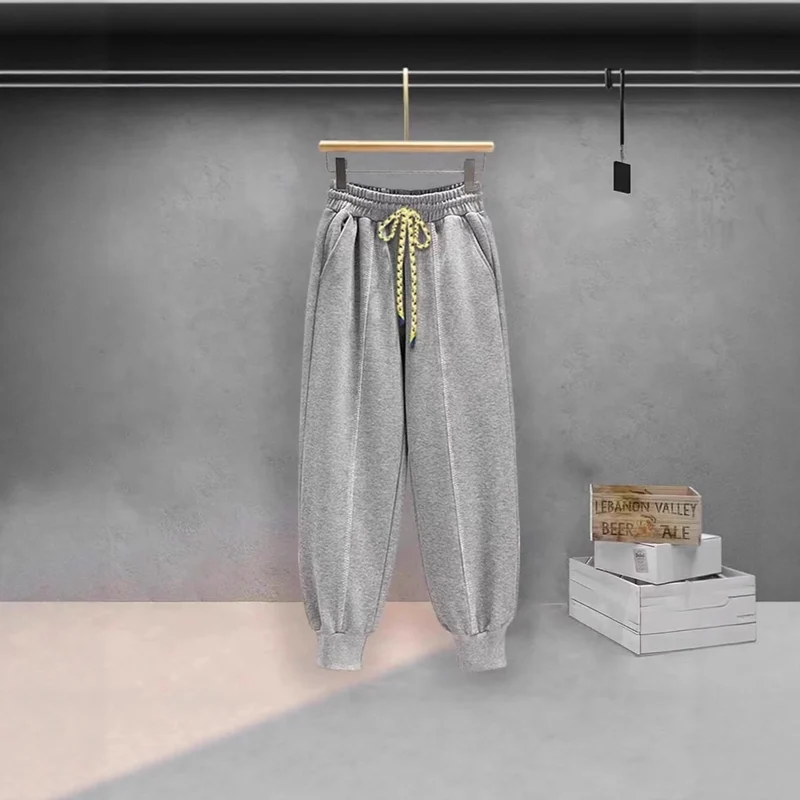 Damen Bequeme und stylische Jogginghose Nord Taschen