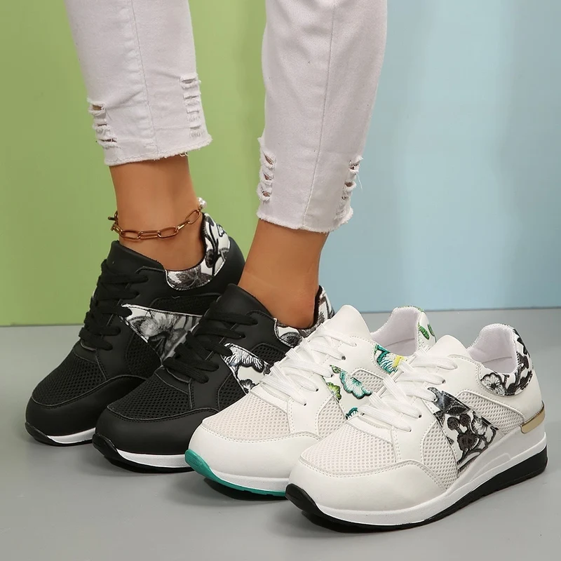 Damen Sneakers mit floralen Applikationen und dämpfender Sohle Nord Taschen