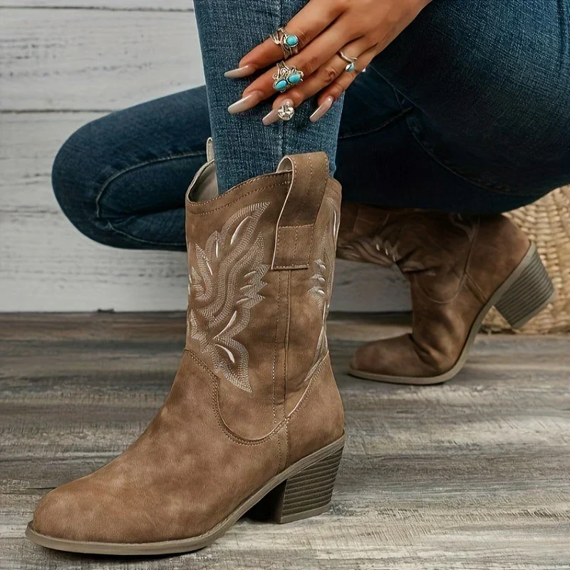 Coole schicke Cowboy-Stiefel