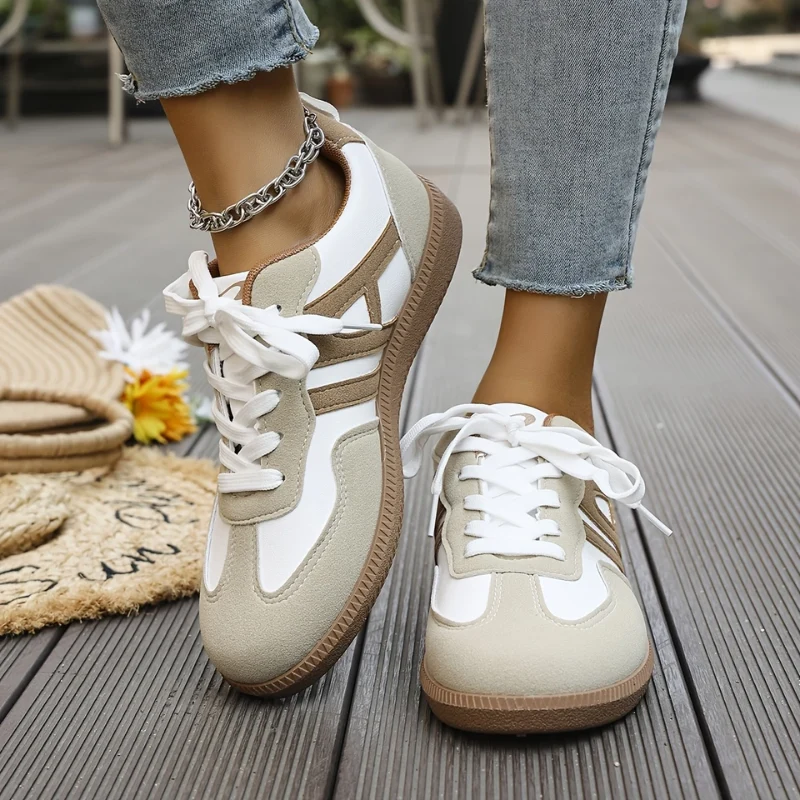 Sneakers | Beige | Schnürsenkel | Lässige Sneakers | Damenschuhe