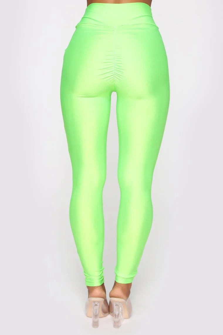 Damen Hochgeschnittene Leggings mit Raffung Nord Taschen