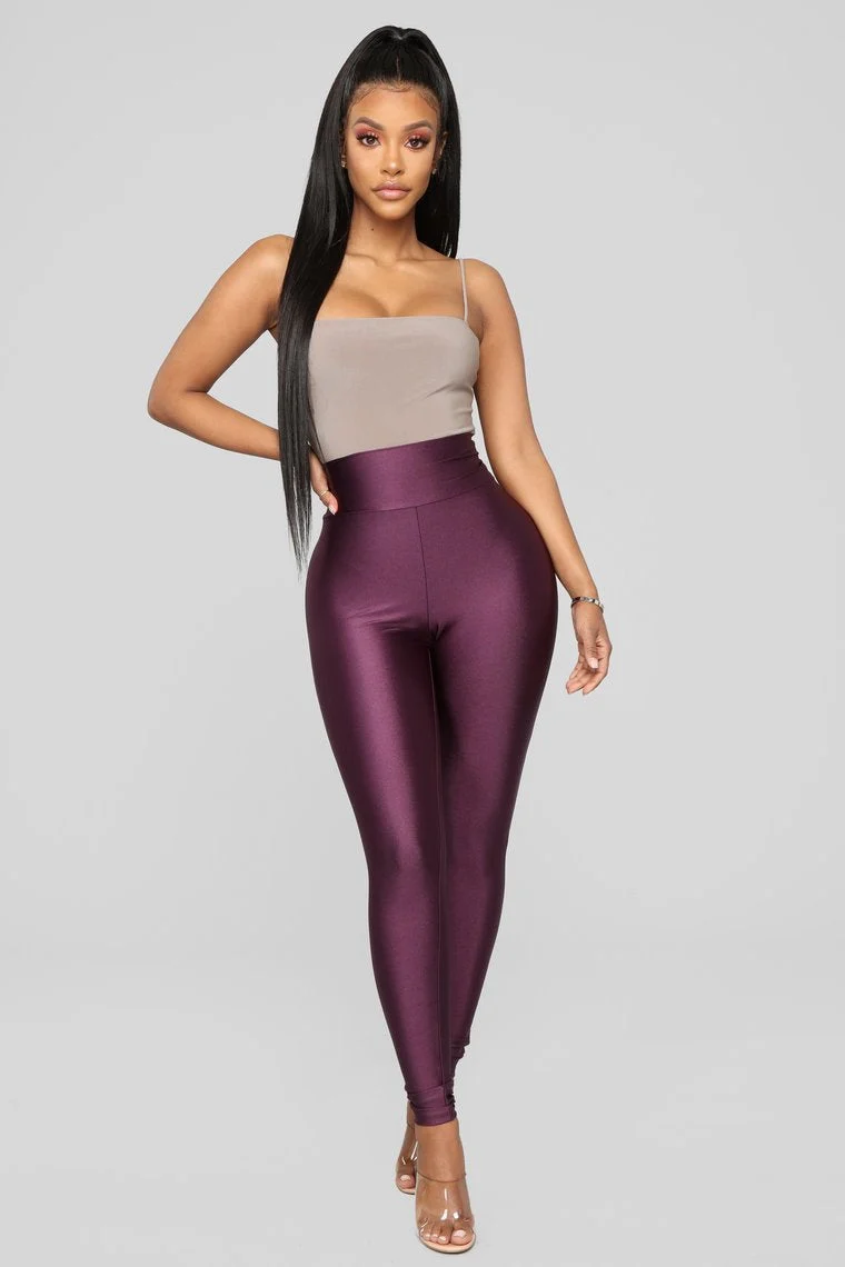 Damen Hochgeschnittene Leggings mit Raffung Nord Taschen