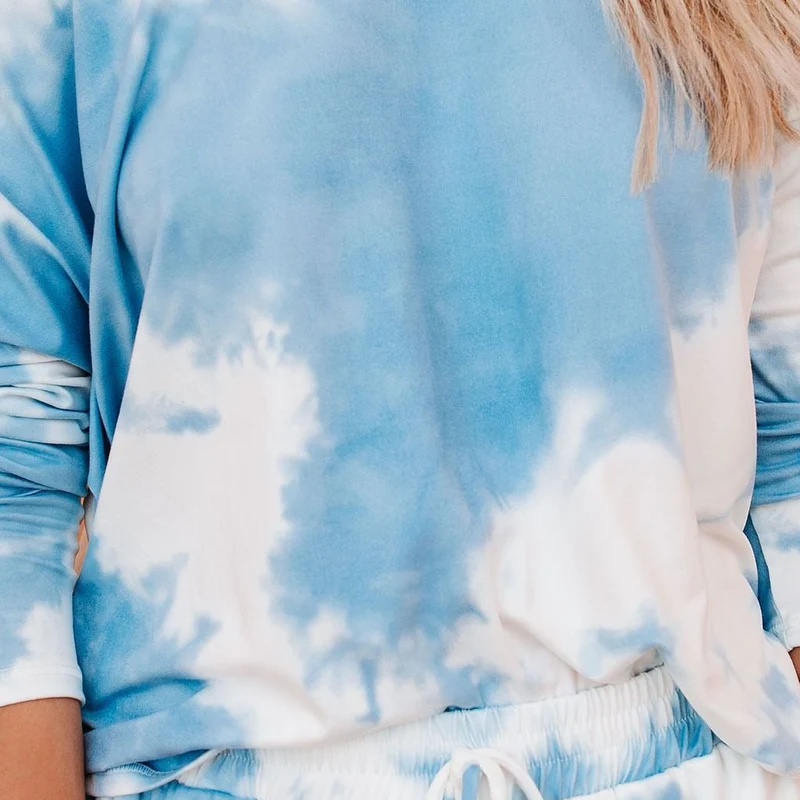Damen lässiger Oversized Pullover im Batikdesign