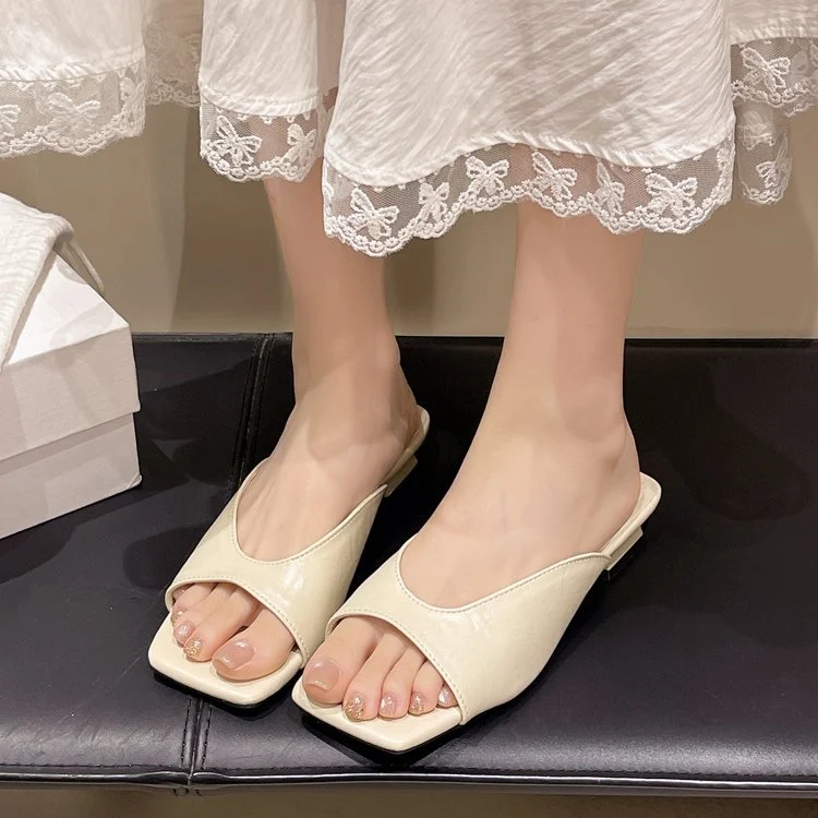 Damen offene Mules mit modernem Blockabsatz