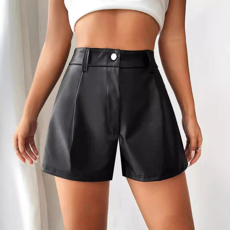 Damen Hochtaillierte Kunstleder-Shorts mit schickem Schnitt und dekorativen Falten
