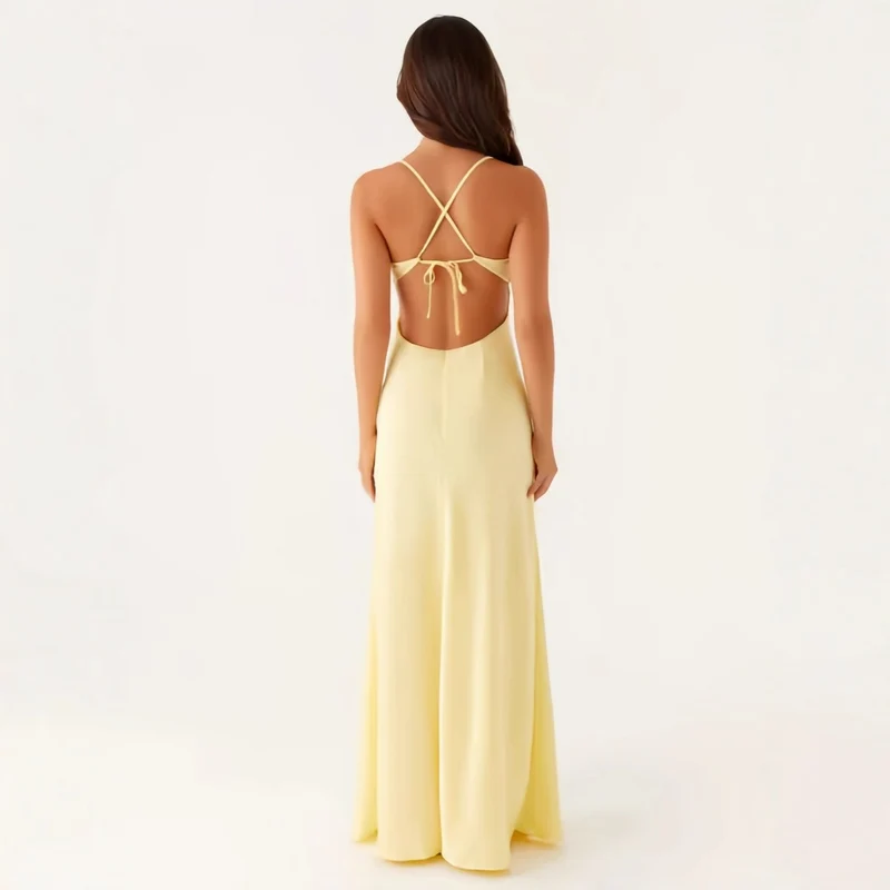 Damen Abendkleid mit verführerischem Spaghettiträger-Design und elegantem Schlitz