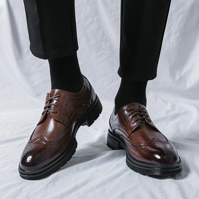 Herren Elegante Schnürschuhe mit klassischen Broguemuster und rutschfester Sohle