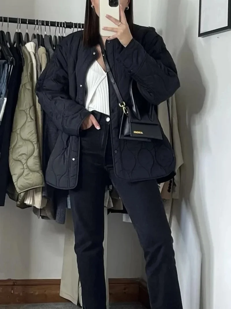Gepolsterte Jacke Damen, Leichtes Übergröße Modell mit Taschen, Knopfverschluss
