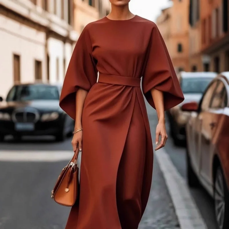Damen Elegantes Maxikleid mit innovativem Schnitt und voluminösen Ärmeln