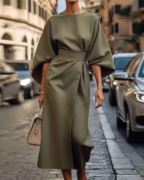 Damen Elegantes Maxikleid mit innovativem Schnitt und voluminösen Ärmeln