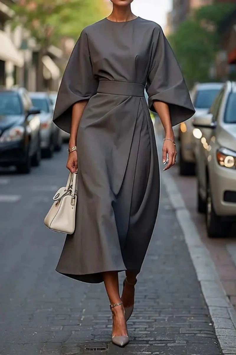 Damen Elegantes Maxikleid mit innovativem Schnitt und voluminösen Ärmeln