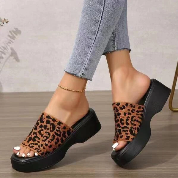 Damen Komfortable Blockabsatz-Sandalen mit breitem Riemen