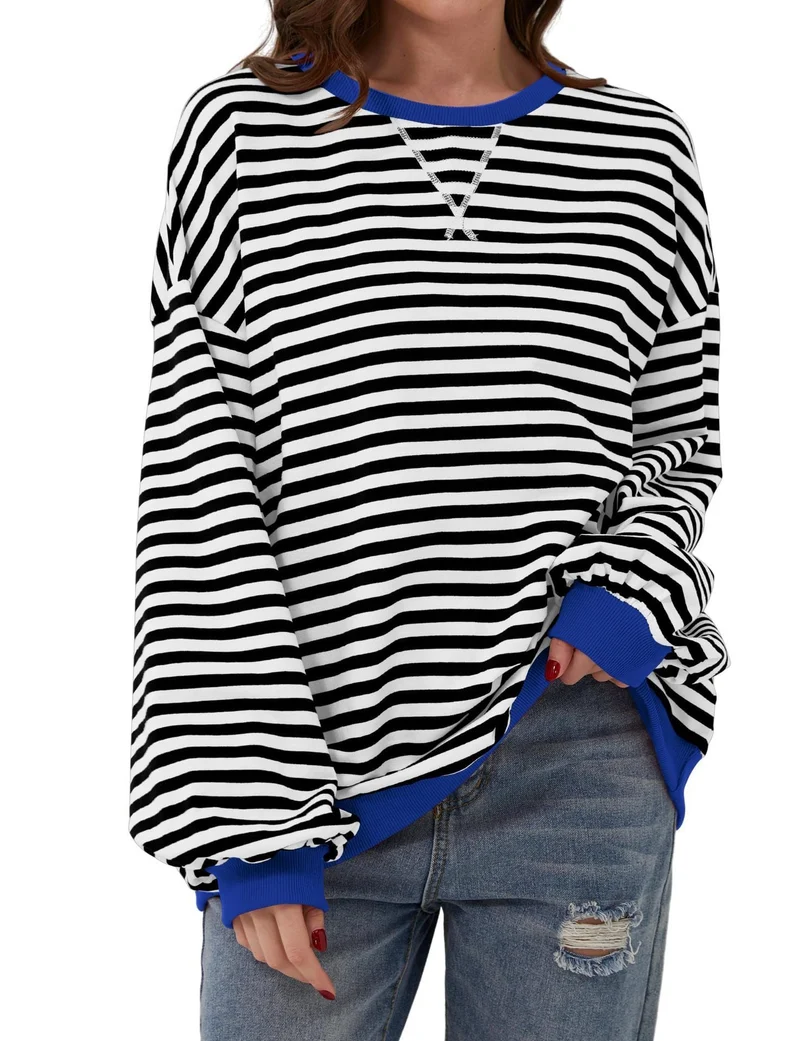 Eleganter, lockerer Damenpullover mit Streifen