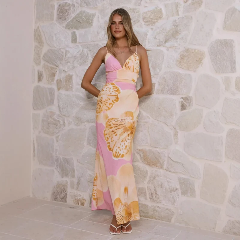 Damen Maxikleid mit floralem Design und raffinierten Rüschendetails