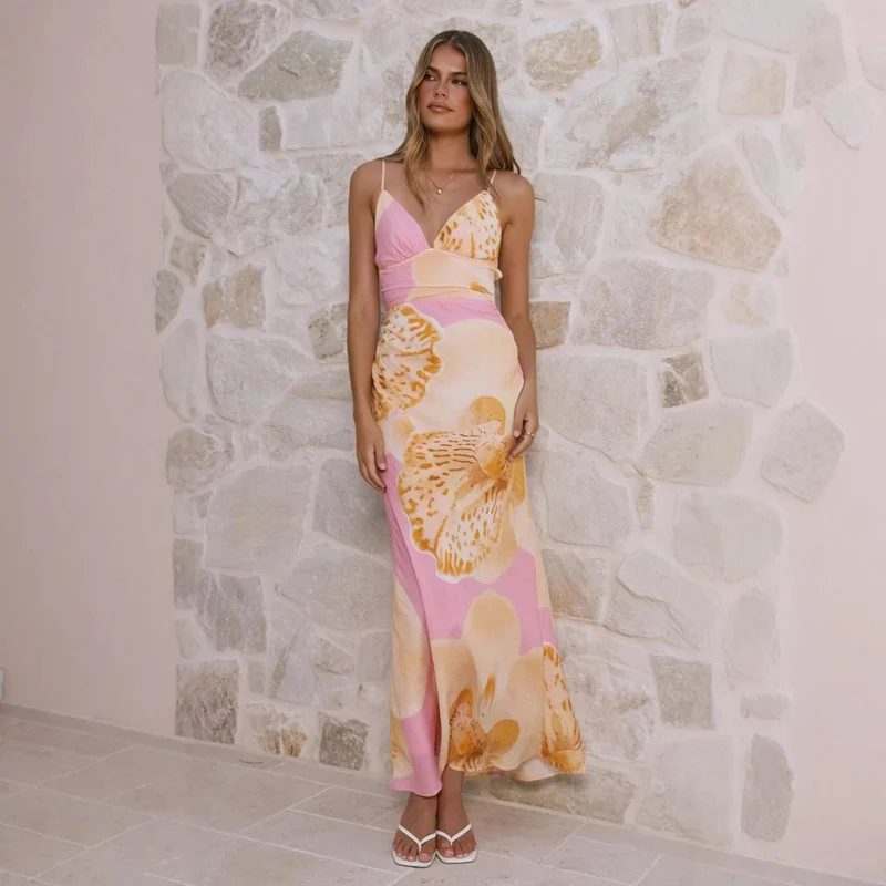 Damen Maxikleid mit floralem Design und raffinierten Rüschendetails