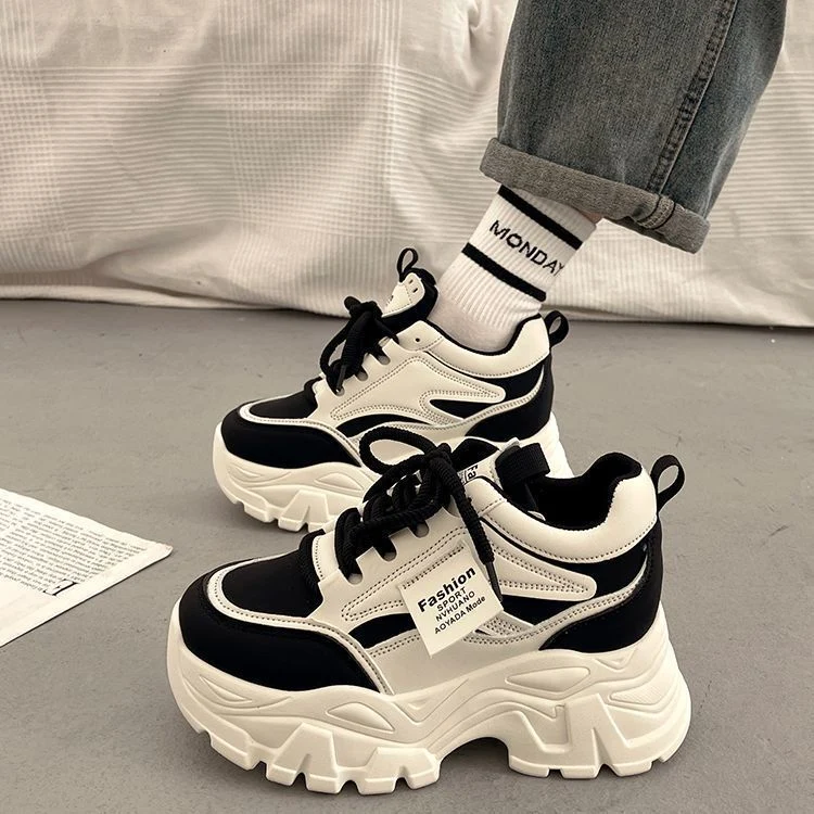 Damen Chunky Sneakers mit trendigem Design und dämpfender Sohle