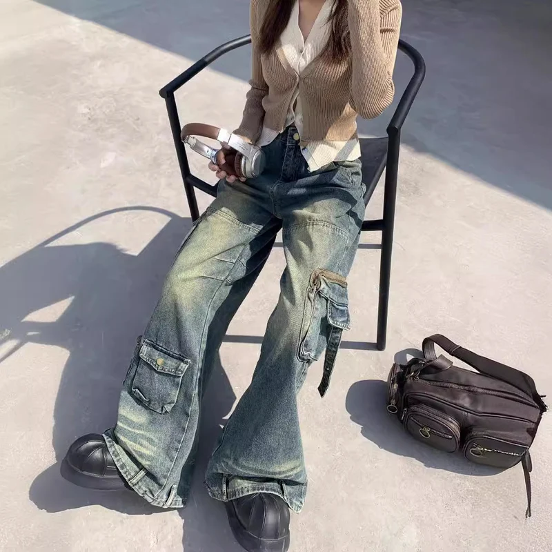 Damen Cargo-Jeans im lässigen Oversized-Stil mit praktischen Taschen und modischen Akzenten Nord Taschen