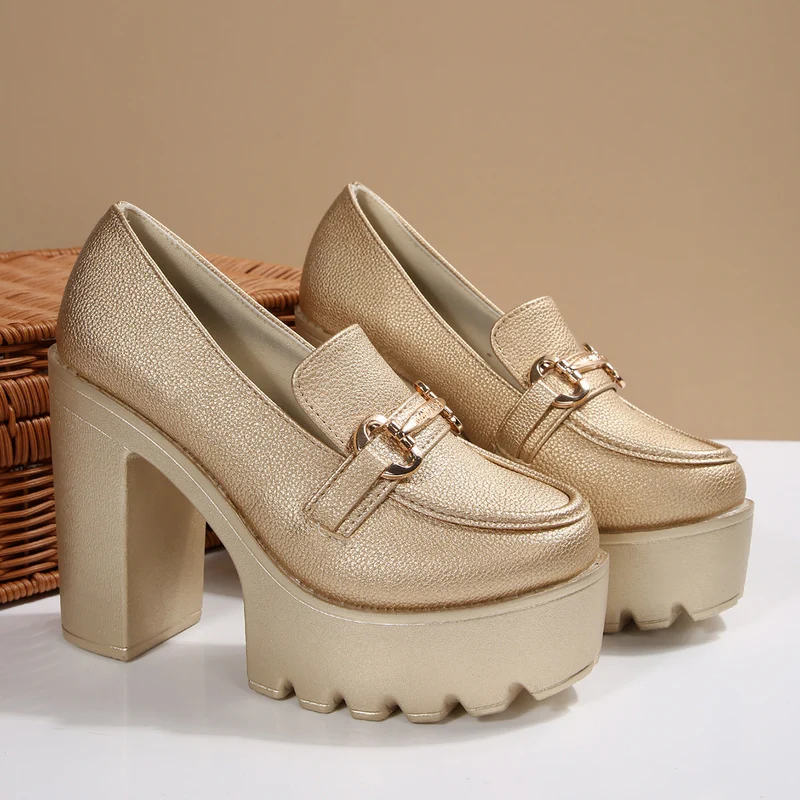 Damen Plateau Schuh mit elegantem Design Nord Taschen