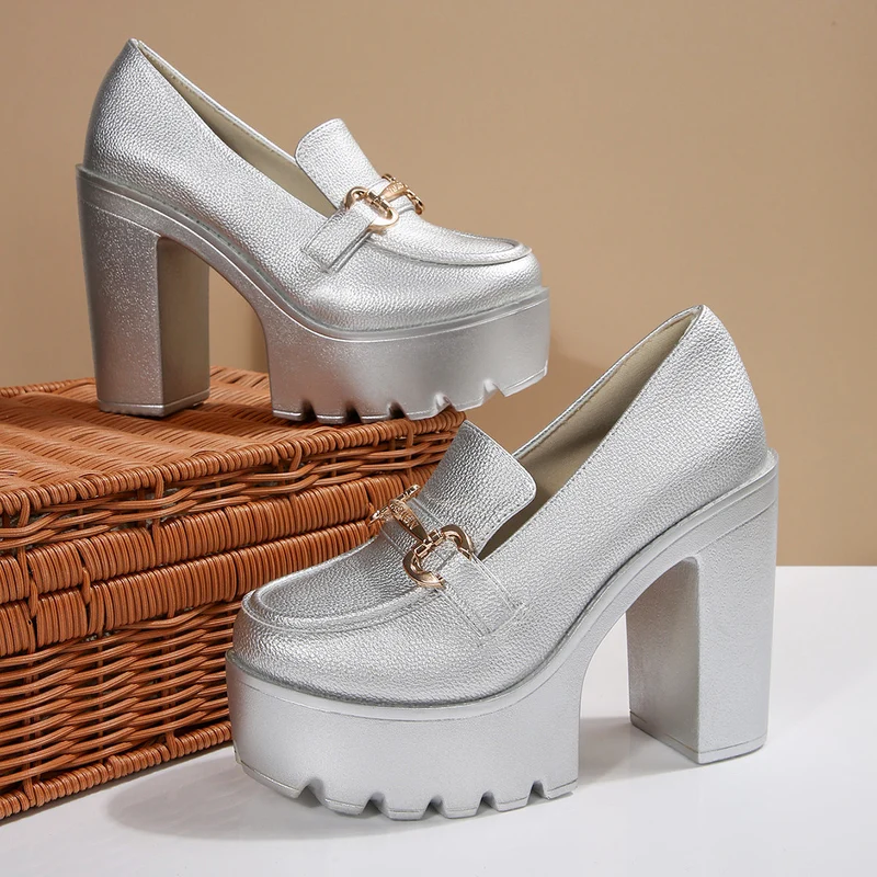 Damen Plateau Schuh mit elegantem Design Nord Taschen