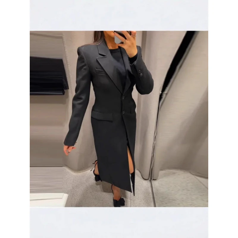 Damen Eleganter Longblazer mit schmaler Silhouette und klassischen Details
