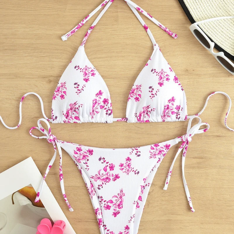 Damen Triangel-Bikini mit raffinierten Schnürdetails und elegantem Leopardenmuster