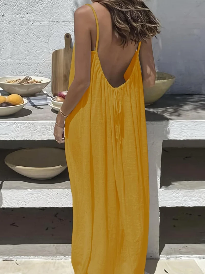 Damen Maxikleid im eleganten Open-Back Design mit feinen Spaghettiträgern Nord Taschen
