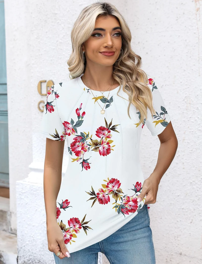 Plissee-T-Shirt mit Rundhalsausschnitt