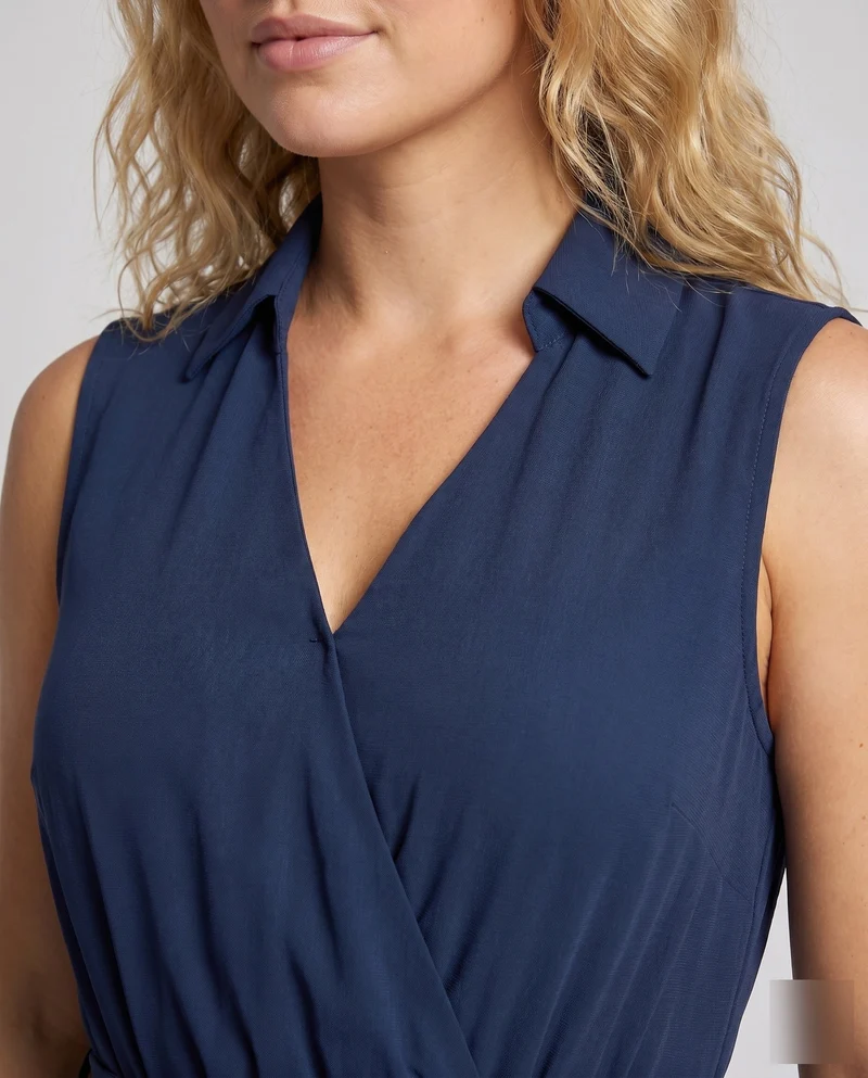 Damen Midikleid mit elegantem Wickeldesign und plissiertem Rock