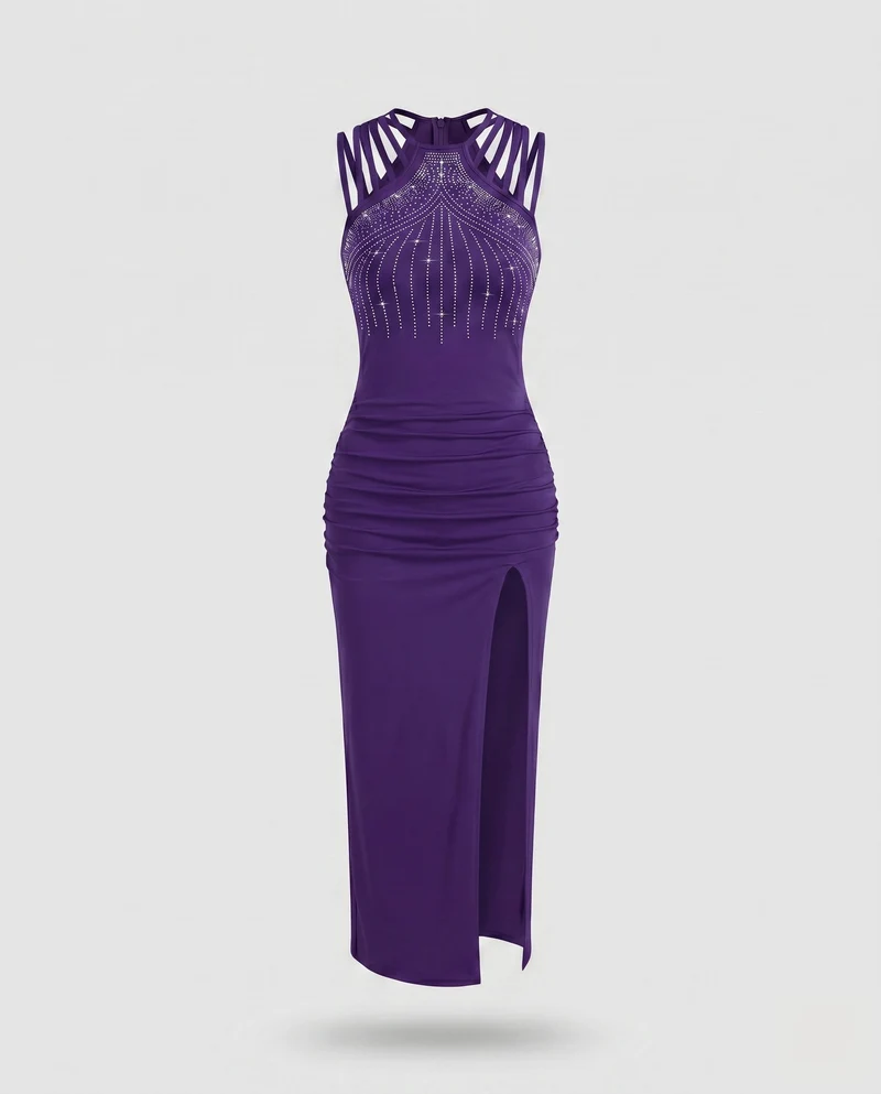 Damen Elegantes und glitzerndes Abendkleid mit hohem Schlitz und Schmuckdetails