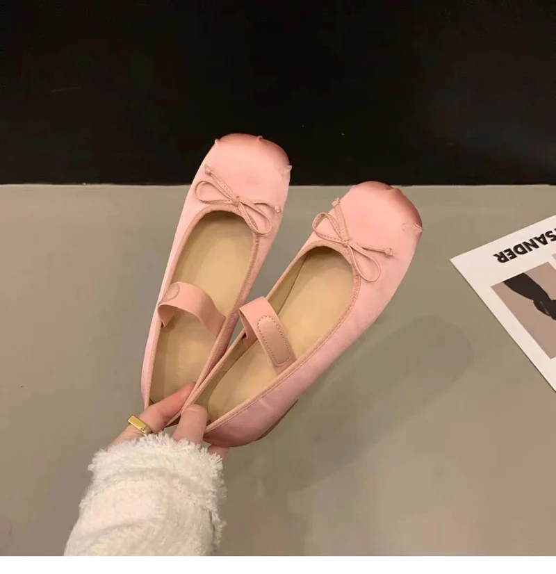 Damen Ballerinas mit anpassbarem Riemchen und eleganter Schleifenapplikation