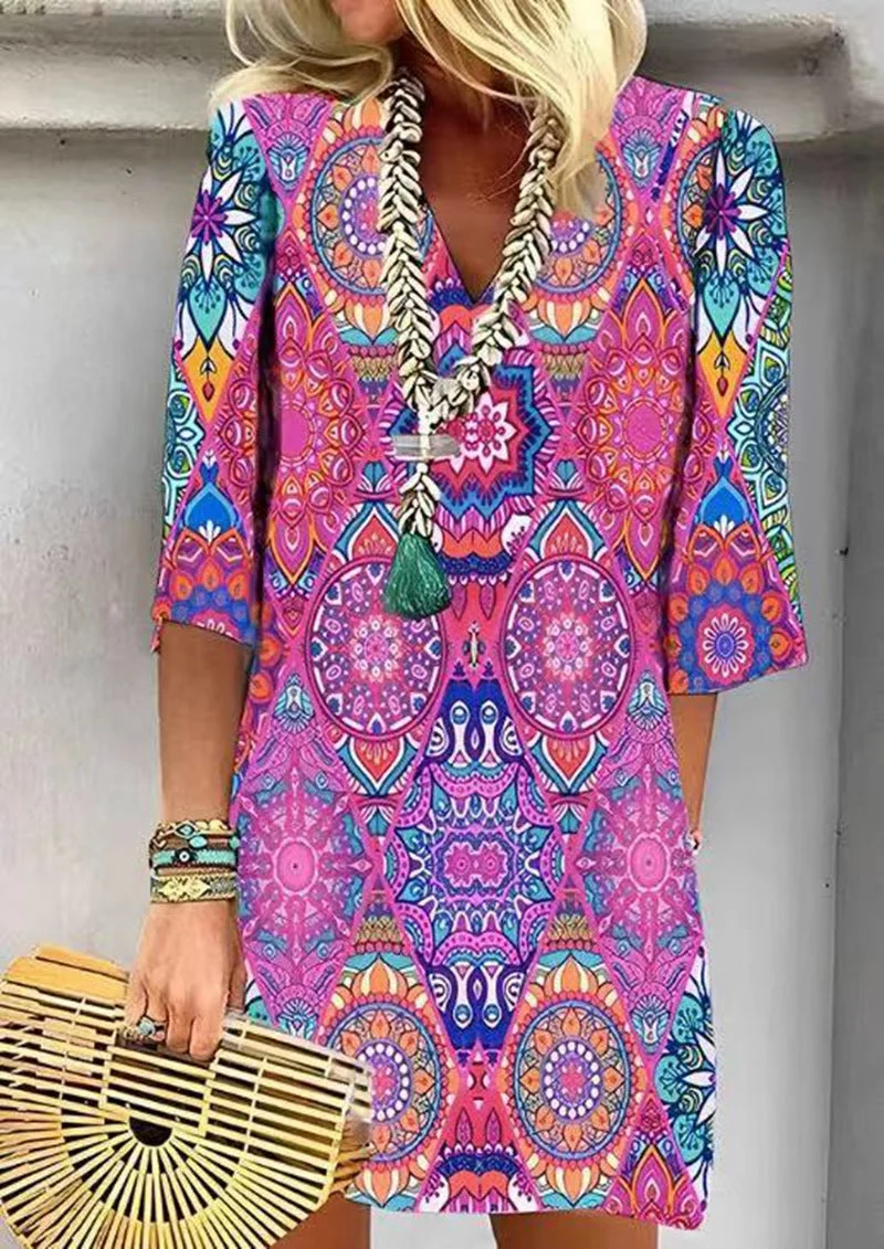Damen Blusenkleid mit buntem mandala-inspiriertem Design und V-Ausschnitt